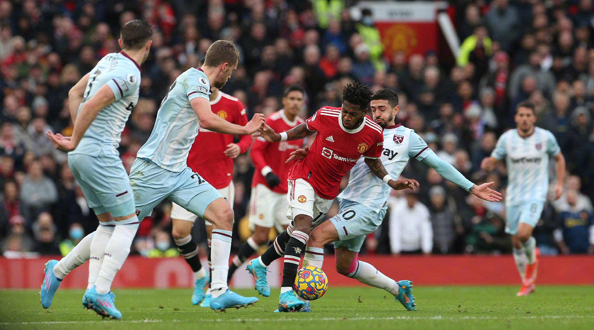 而C罗在这 而C罗在这